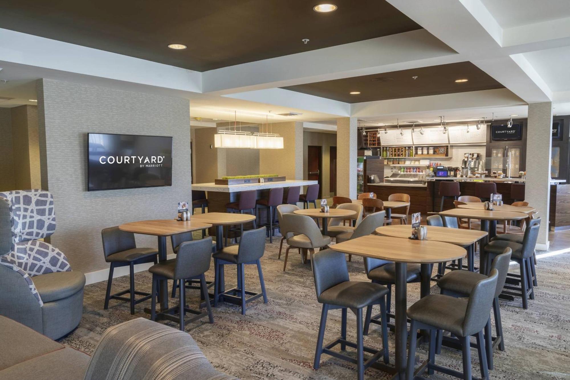 Hotel Courtyard By Marriott Cleveland Willoughby Exterior foto